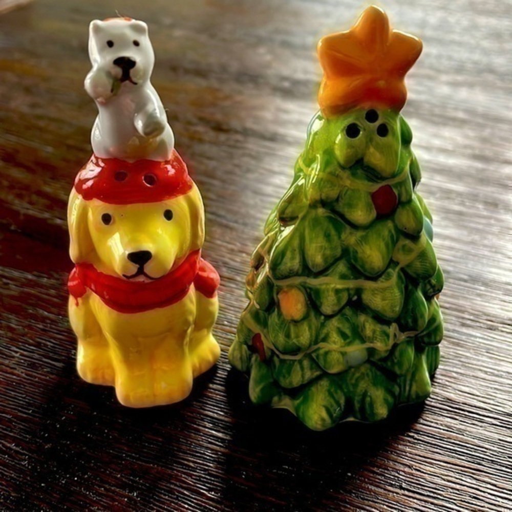 Pier 1 Christmas pet animal salt and pepper shakers